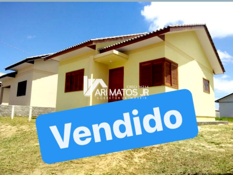 Casa com LAJE por R$125.000,00 - Residencial Lago