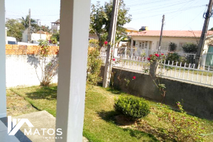 Casa com 03 dormitórios