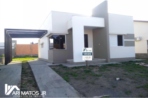 Casa com suíte no bairro Mato Alto 