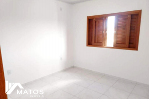 Casa com 02 dormitórios por R$125.000,00